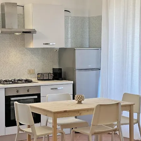 Calauriia Apartment