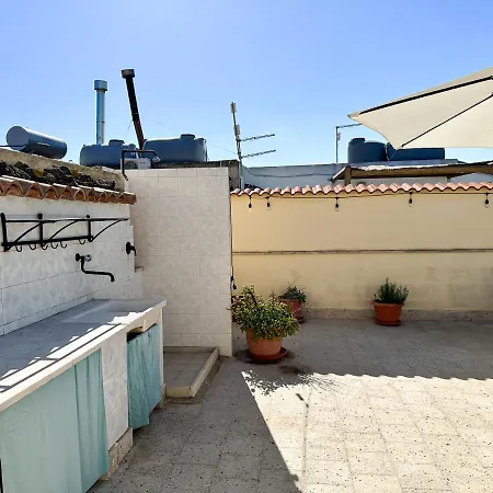 Calauriia Apartment