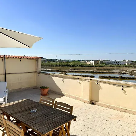 Apartment Calauriia *